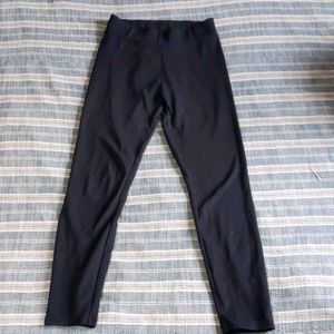 Lou & Grey leggings